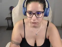 Amateur Adult Webcam of Moon_woman