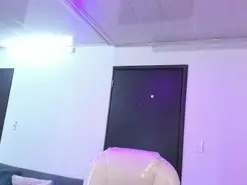 Amateur Sex Cam of mature_magenta