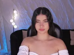 Amateur Sex Cam of MiaLaurence