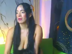 Amateur Watch Live Sex Cams of sofiahot5