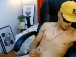 Amateur Live Sex Cam of Mark_Jackson69