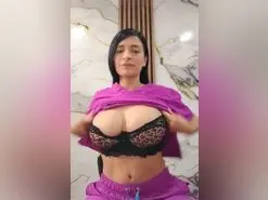 Amateur Live Sex of Georgina25