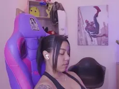 Amateur Sex Cam of MadelynRose