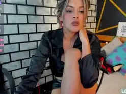 Amateur Private Sex Chat of adrhiiana