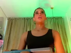 Amateur Nude Webcam of katha_Crawford