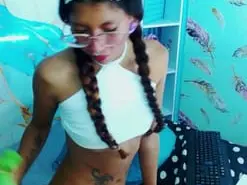Amateur Live Sex Cam of celi_sweetres