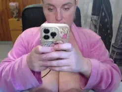 Amateur Adult Webcam of imthinkaboutu