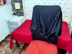 Amateur Live Sex Cam of TRINY_TS