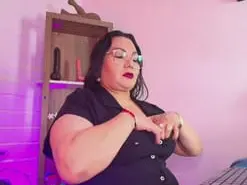 Amateur Adult Video Chat of EllenaBoobs_