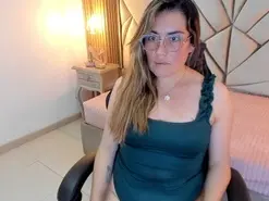 Amateur Sex Chat of MiaAmadorVS