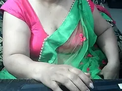 Amateur Live Porn of indianbhabi40