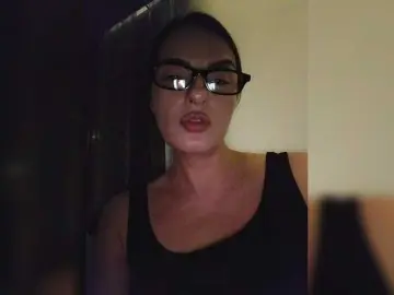 Bongacams Watch Live Sex Cams of xtamarax