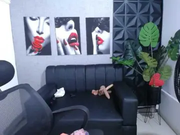 Bongacams Watch Live Sex Cams of Valentina-mature