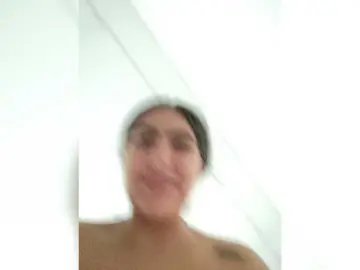 Bongacams Watch Live Sex Cams of rousebonny