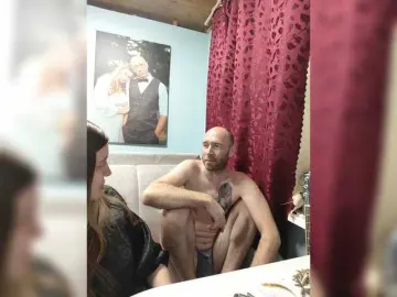 Bongacams Watch Live Sex Cams of Innokentiy449