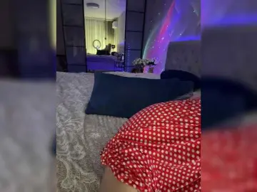 Bongacams Watch Live Sex Cams of Cosmos13131