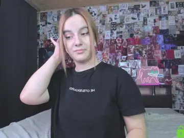 Bongacams Adult Webcam of Min1Kara