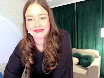 Bongacams Sex Chat of HoneyGlow
