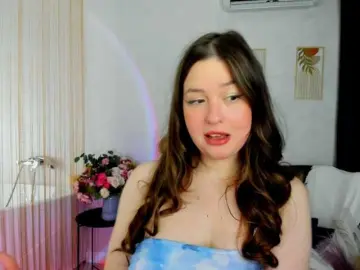 Bongacams Live Sex Cam of HoneyGlow