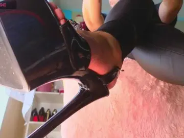 Bongacams Watch Live Sex Cams of Mistress-Gwen