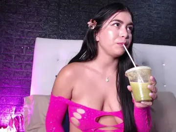 Bongacams Free Porn Cam of SweetMoniica