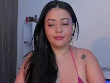 Bongacams Free Porn Cam of Lauratoro