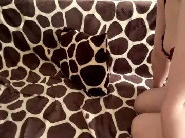 Bongacams Live Sex Cam of sweetNbig