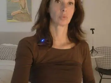 Bongacams Sex Cam of RoxySkyBlue