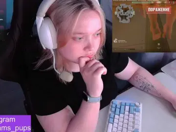 Bongacams Sex Cam of AlinaAdams