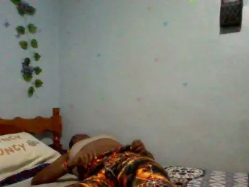 Bongacams Adult Webcams of PrettyLovie1
