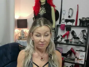 Bongacams Watch Live Sex Cams of soft-crystal
