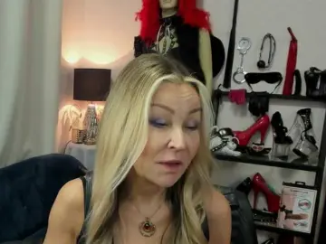 Bongacams Best live sex cam show of soft-crystal