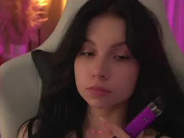 Bongacams Adult Webcam of DrammaQueennnn