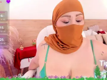Bongacams Live Sex Cam of azaharaa-