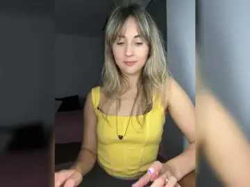 Bongacams Free Porn Cam of LunaSecret1