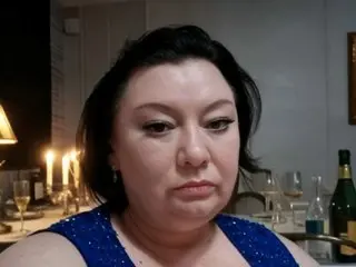 Alinahott1