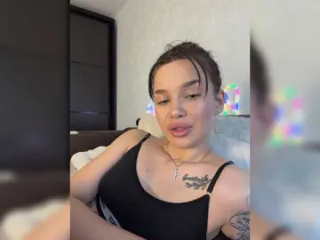 Bongacams Best live sex cam show of EvaDesire