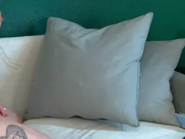 Bongacams Sex Cam of SkinnyNatty