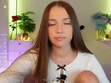 Bongacams Live Sex Cam of MaybeBabeTV