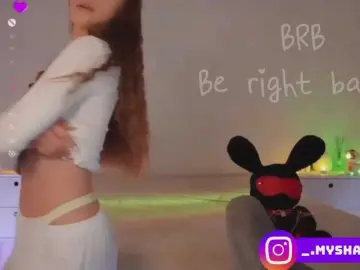 Bongacams Live Sex of MaybeBabeTV