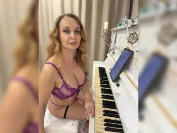Bongacams Adult Video Chat of XxxSexyMilfxxX