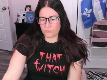 Bongacams Watch Live Sex Cams of gennyrock