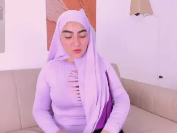 Bongacams Watch Live Sex Cams of Malika-Noor