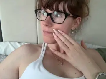Bongacams Live Sex Cam of REDHEADROSIE