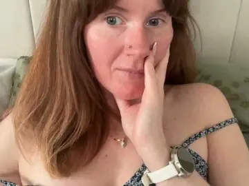 Bongacams Adult Webcam of REDHEADROSIE