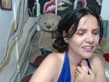 Bongacams Free Porn Cam of Manazahot99