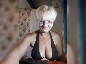 Bongacams Live Sex Cam of NikaGold45