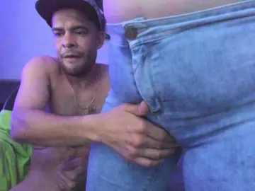 Bongacams Free Live Porn of MiaAndErick