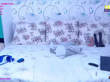 Bongacams Watch Live Sex Cams of SpicyBrunnete