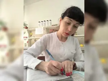 Bongacams Private Sex Chat of caroliiine